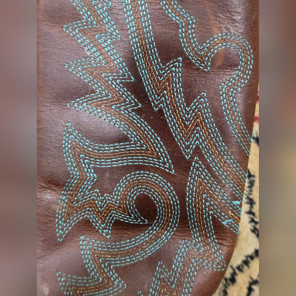 Classic Brown Embroidered Western Heeled Boots - Picture 3 of 12